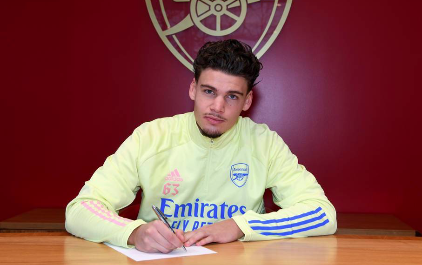 Omar Rekik signs pro deal with Arsenal